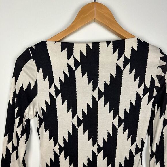 Diane Von Furstenberg Native Hound Aztec Silk Lorah Dress DVF women’s size 2 - Picture 7 of 13